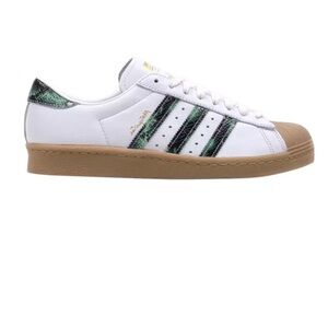 Adidas Metropolitan x Supreme Superstar 80s shoes